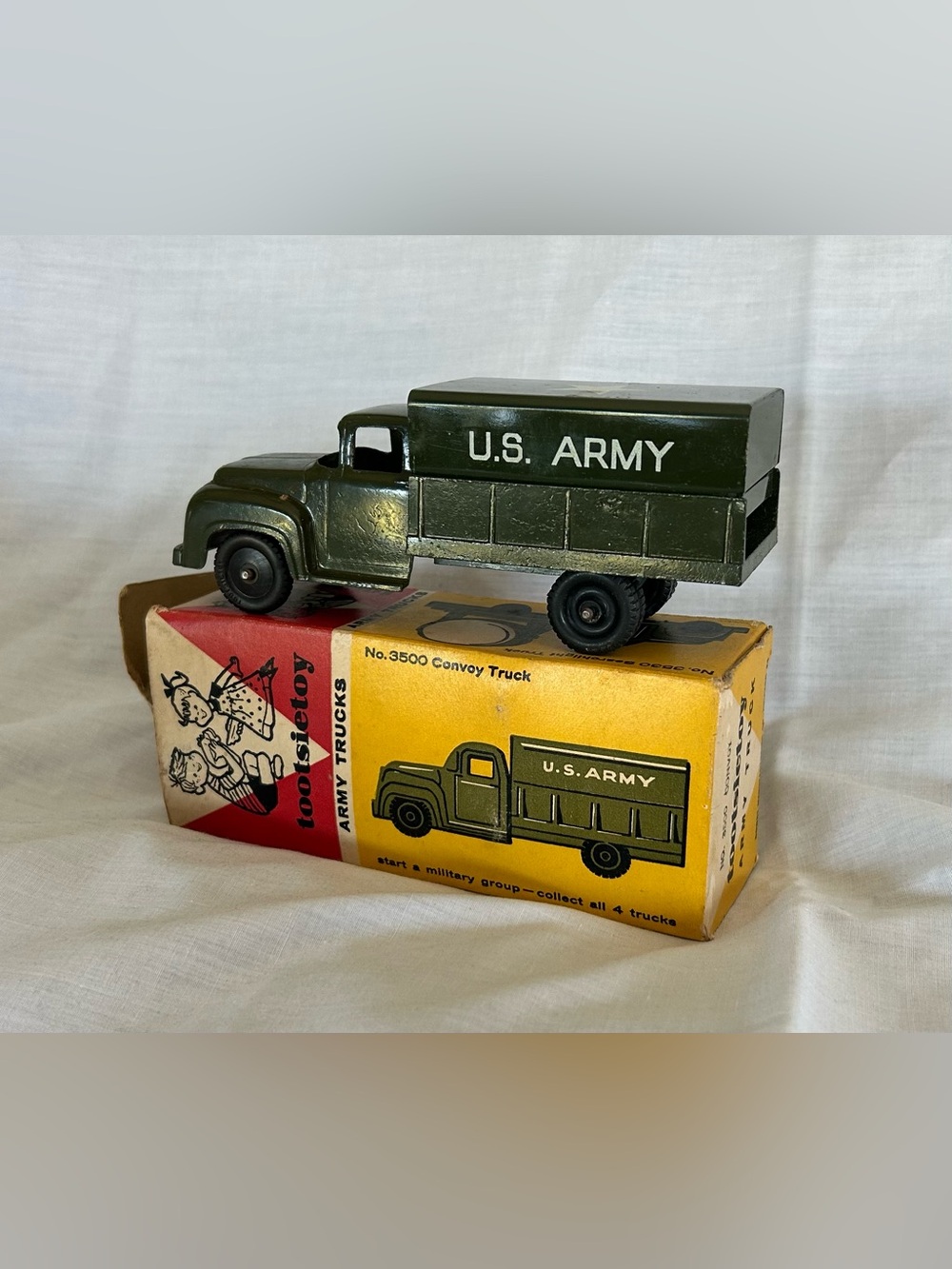 Vintage 1950s Tootsietoy No. 3500 Convoy Army Truck - Diecast & Tin Toy with Box
